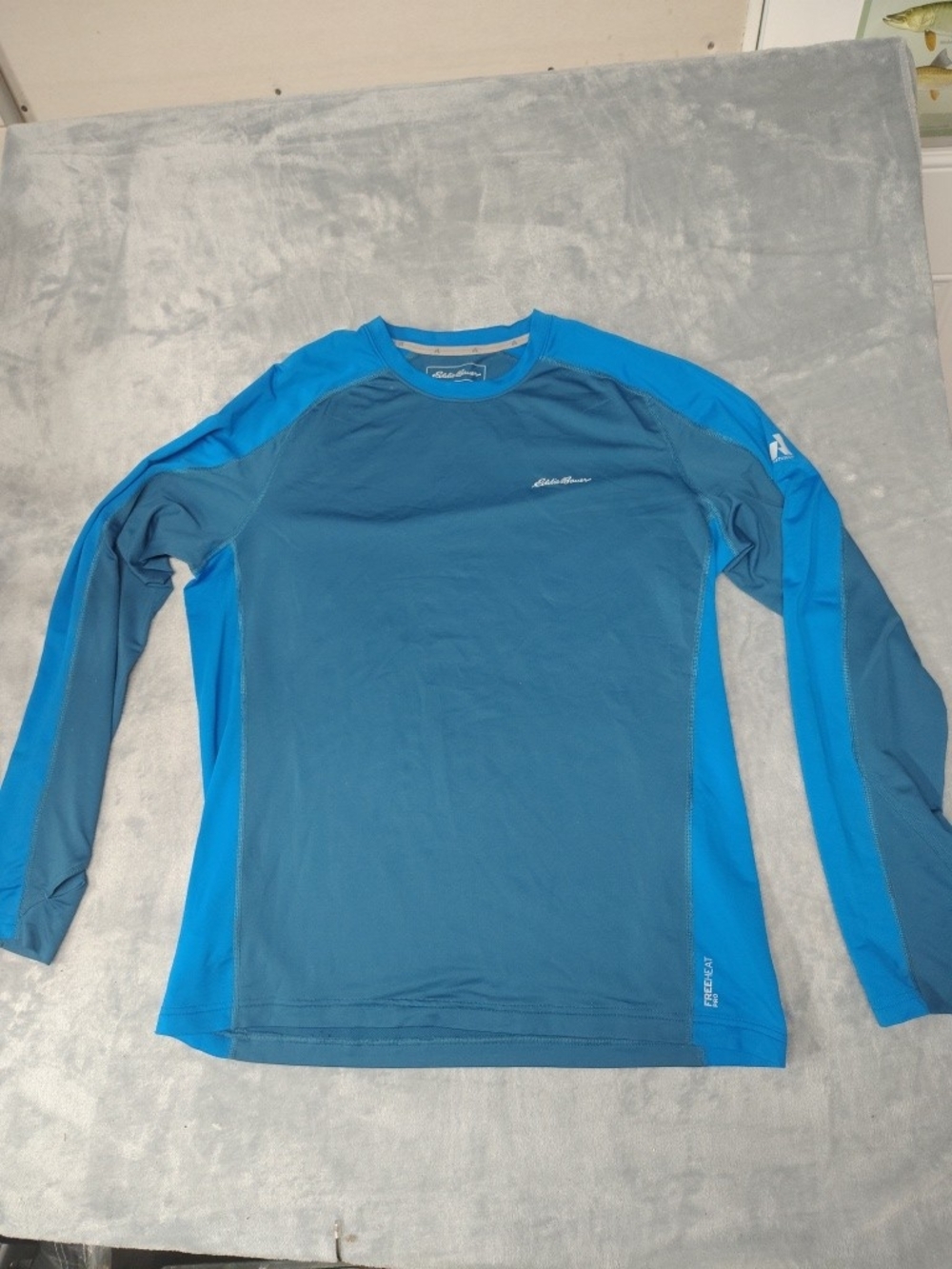 Eddie Bauer First Ascent Preheat Pro Men's Pull Over Shirt. Size Large